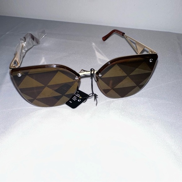 New Trendy Sunglasses Under $25 Geo Screen Lens Iconic Sunglasses - Picture 11 of 13